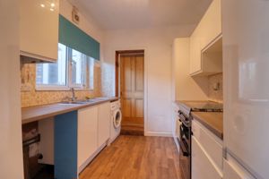Kitchen- click for photo gallery